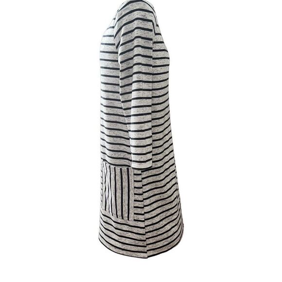 Small Abercrombie & Fitch Women’s Striped 3/4 Sleeve Black White Dress - Picture 3 of 5